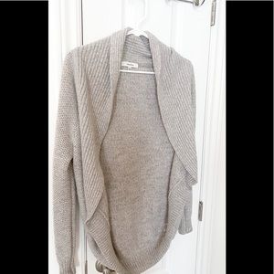 Aritzia Talula gray knit sweater